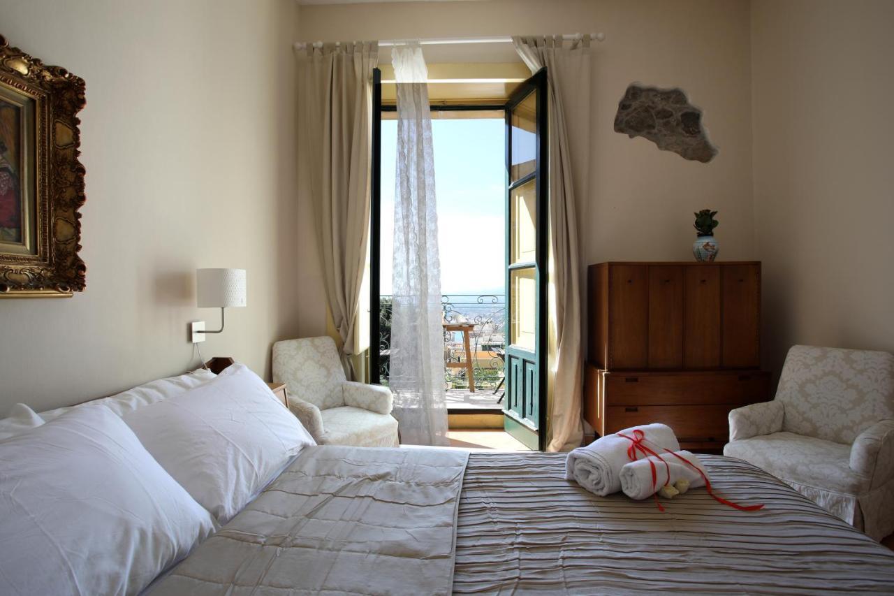Greek Theater - Sea View Apartment Taormina Ngoại thất bức ảnh